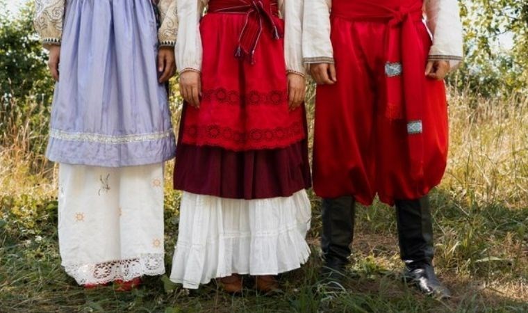 Güzellik için ne yapardınız? Tarihteki en tehlikeli moda trendleri