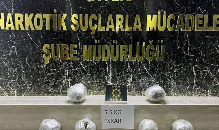 Bitlis’te takside 5 kilo 518 gram esrar ele geçirildi