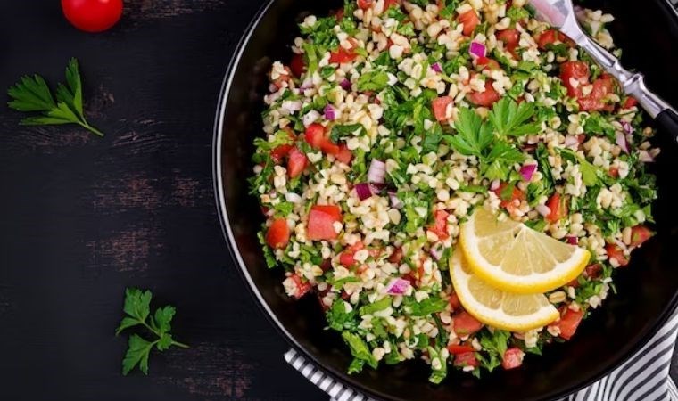 Hem sağlıklı hem lezzetli: Lübnan mutfağından tabule tarifi