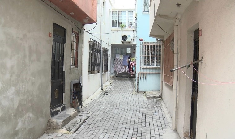 Sevgilisini Uzi ile 4 yerinden vurdu… ‘Şakalaşıyorduk’ diyerek kendini savundu!