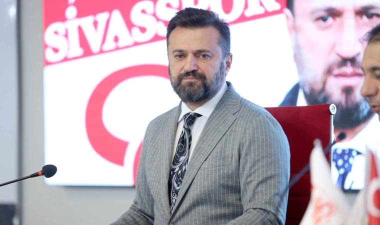 Bülent Uygun imzayı attı: ‘Zirveyi kovalayan bir Sivasspor olmalı’