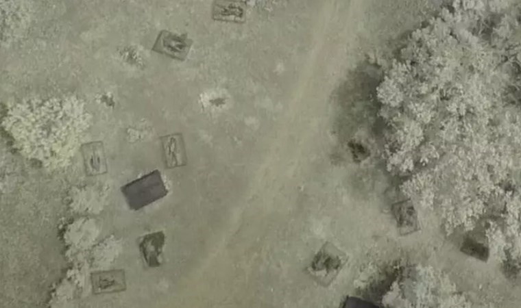 Dünyanın en sıra dışı araştırma laboratuvarında cesetler kafeslerde çürümeye terk ediliyor