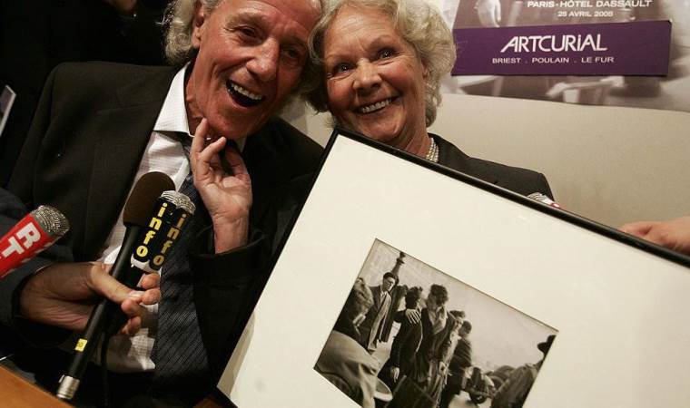Paris’le özdeşleşen ikonik öpüşme fotoğrafının kahramanlarından Francoise Bornet 93 yaşında öldü
