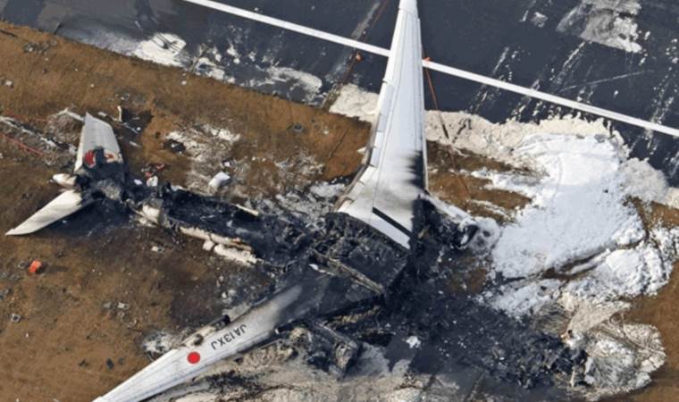 Japonya Havayolları uçağında çarpışma ve yangın sonrası neler yaşandı?