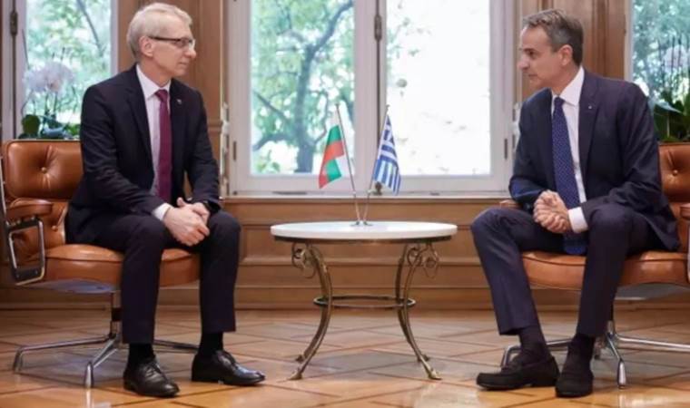 Bulgaristan Başbakanı Denkov, Atina’da Yunan mevkidaşı ile görüştü