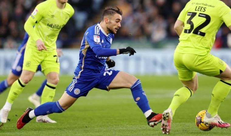 Yunus Akgün’lü Leicester City, Huddersfield Town’a acımadı: 3 puana 4 golle ulaştı!
