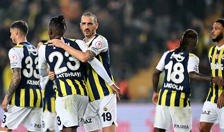 Kadıköy’de gol yağmuru! Fenerbahçe evinde şov yaparak turladı…