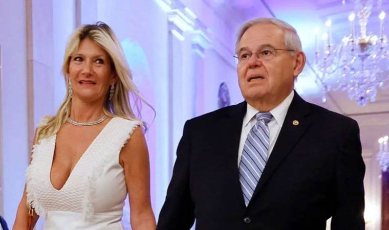 Beyaz Saray: Senatör Menendez’e yönelik suçlamalar çok ciddi