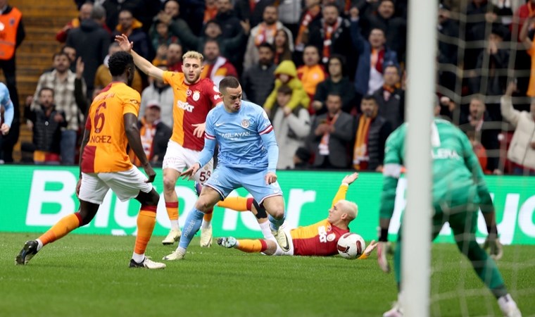 Spor yazarları Galatasaray - Antalyaspor maçını yorumladı: 'Prag'a yetişse farklı olurdu'