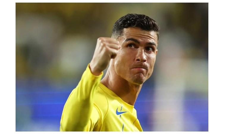 Ronaldo'nun neden ayaklarına oje sürdüğü belli oldu