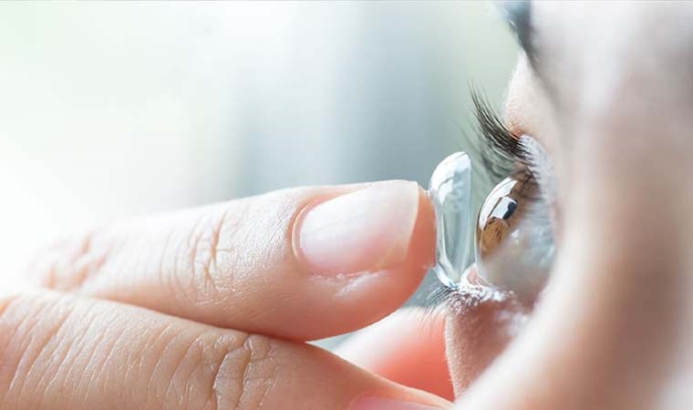 Kontakt lens nedir? Kontakt lens nasıl kullanılır?