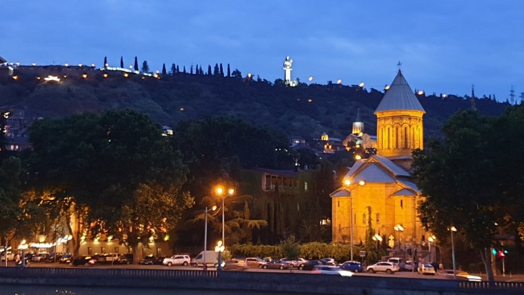 Kafkasların Renkli Başkenti: Tiflis