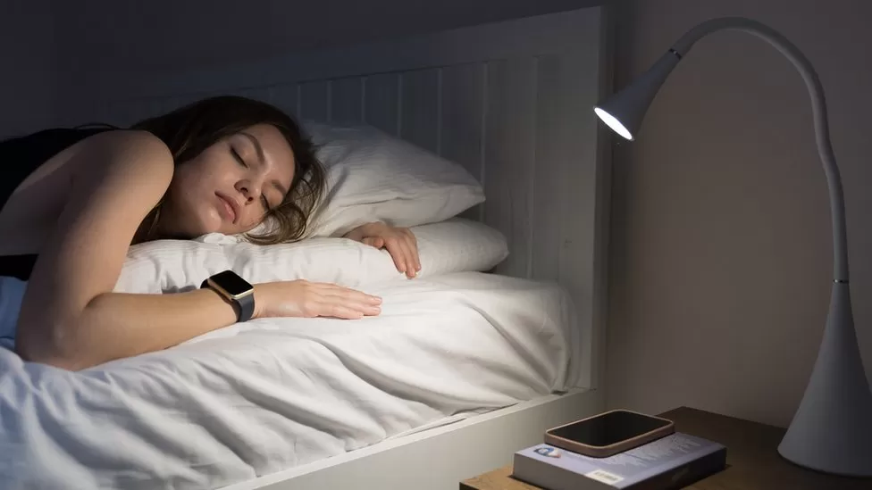 Sırt ağrısı için en kötü uyku pozisyonu: Uzmanlar uyarıyor!
