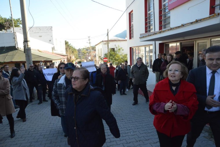 CHP Karaburun'da 'Nurşen Balcı' tepkisi: İthal aday istemiyoruz