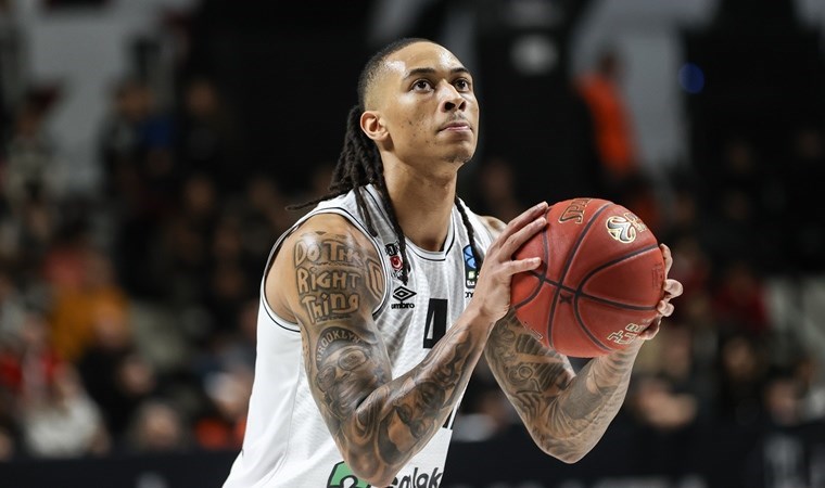 Beşiktaş gruplara mağlubiyetle veda etti