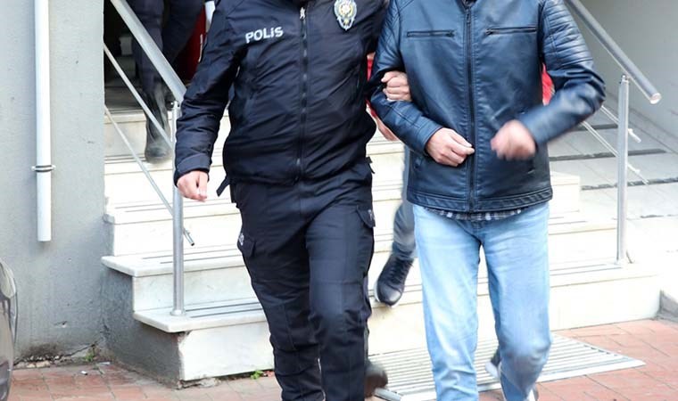 Gaziantep’te ruhsatız silah operasyonu: 8 gözaltı