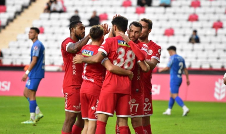 Antalyaspor’dan Fenerbahçe açıklaması: ‘Tek hedef galibiyet’