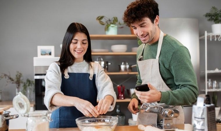 Romantizm sofralarınıza geliyor! 14 Şubat’ta sevgilinizle birlikte hazırlayabileceğiniz 3 leziz  tarif…