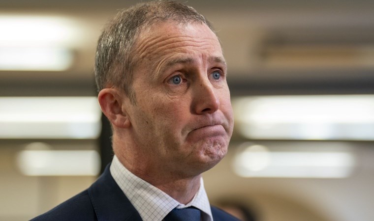 İskoçyalı bakan 11 bin sterlinlik fatura yüzünden istifa etti