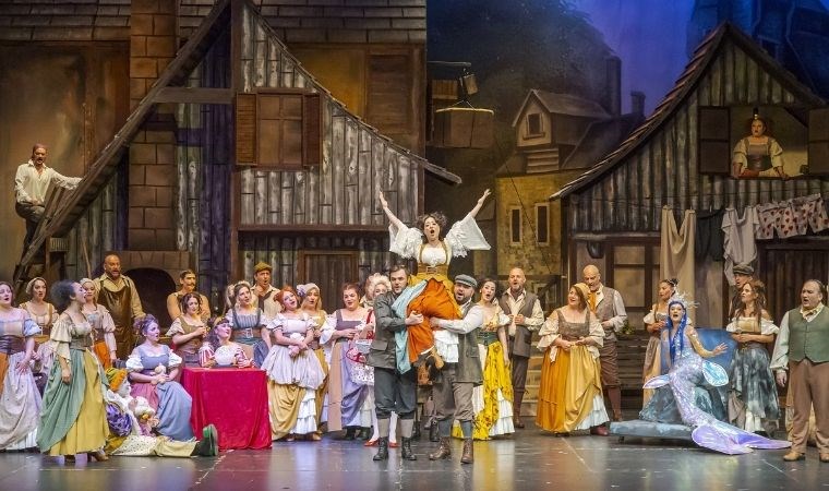 Sanat dolu bir akşam: Antalya Devlet Opera ve Balesi’nden ‘Aşk İksiri’ operası…