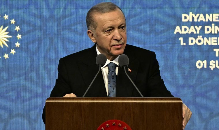 Erdoğan’ın ‘şeriat’ çıkışı gündem olmuştu… Özer Sancar, Metropoll’ün o anketini hatırlattı: Türkiye’nin yüzde 41’i ‘Cumhuriyet’ diyor