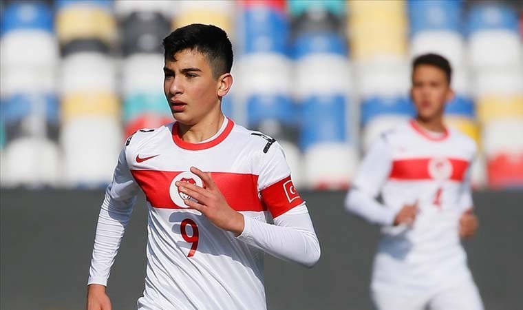 Burak Tolunay Sekin kimdir? Galatasaray’a transfer olan Burak Tolunay Sekin kaç yaşında, nereli?