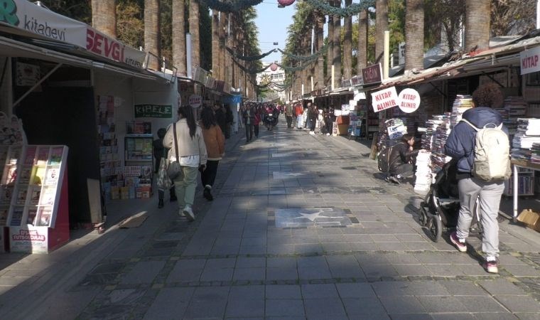 Kitap esnafı isyanda: Bari kitaba zam yapmayın