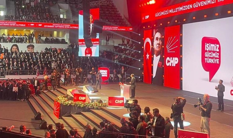 CHP aday tanıtım toplantısında Hatay Büyükşehir Belediyesi için Lütfü Savaş’ın ismi anons edilmedi