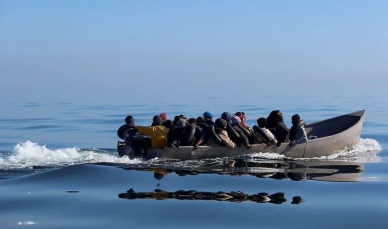 Akdeniz’de göçmen teknesi battı: Çok sayıda ölü ve kayıp