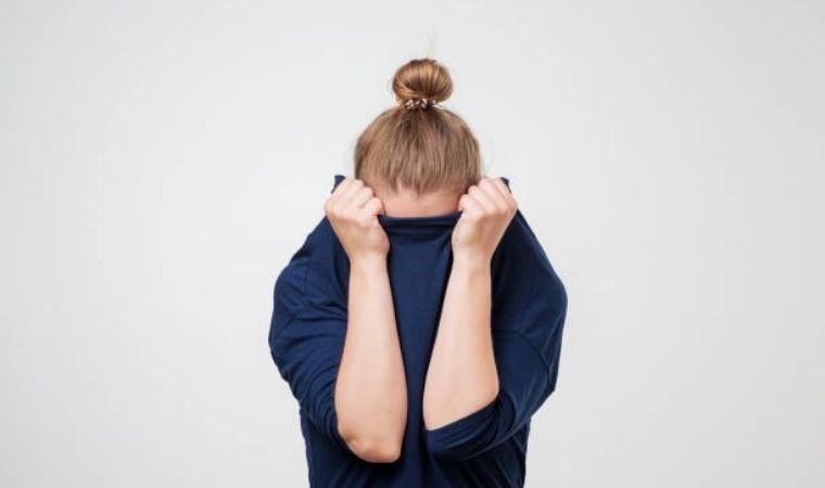 Bu burçlarda özgüven eksikliğine daha sık rastlanıyor! İşte utangaçlığıyla bilinen burçlar…