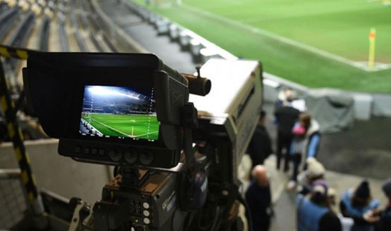 Süper Lig naklen yayın ihalesinde kılıçlar çekildi: Sadettin Saran sürprizi…