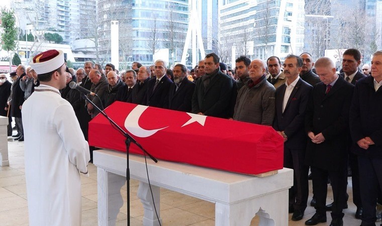 Eski Devlet Bakanı Karakoyunlu, son yolculuğuna uğurlandı