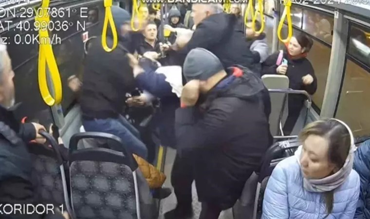 Otobüste yer isteyen kadına yumruk atan erkek yakalandı