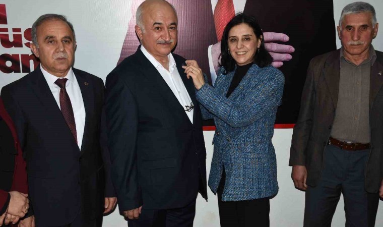 YRP’den istifa edip AKP’ye geçtiler: ‘İlçe teşkilatımıza darbedir’