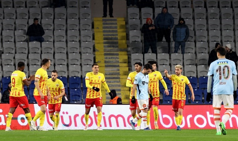 Başakşehir puanı son dakikada kaçırdı!