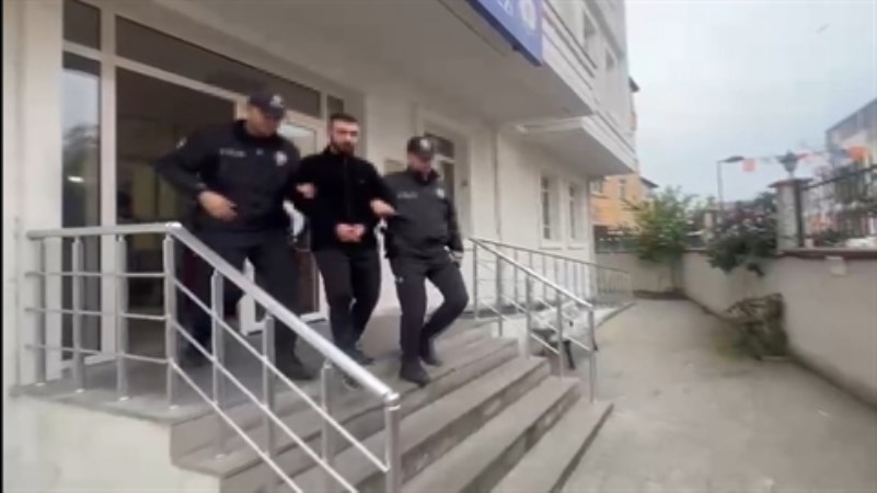 Pendik'te korkunç olay... Yenidoğan bebeğini camdan aşağı attı!