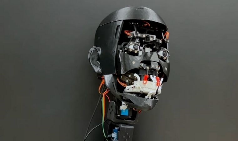 İnsan mimiklerini önceden tahmin edip taklit eden robot yüz - Son Dakika Bilim Teknoloji Haberleri | Cumhuriyet