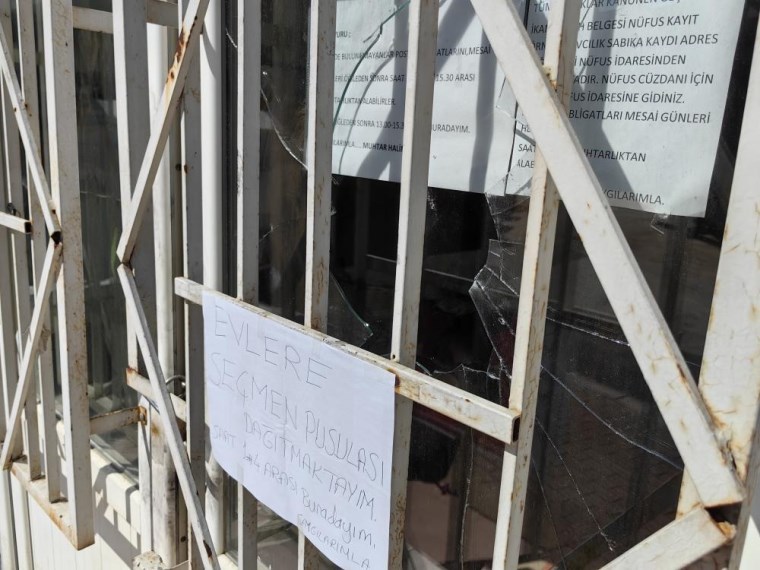 Bursa'da muhtarlık binasına saldırı: 'Bunlardan birinin yaptığını düşünüyorum'