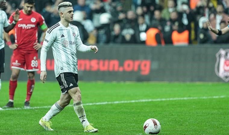 Eski hakemler Beşiktaş - Antalyaspor maçını değerlendirdi: Penaltı iptali doğru karar mı?