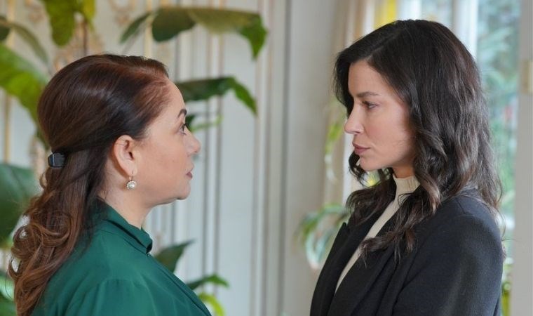 Alev’den Pembe’ye şok yaratan sözler: ‘Darbe öyle yapılmaz böyle yapılır’