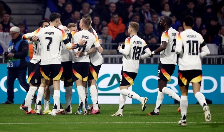 Toni Kroos geri döndü: Almanya, Fransa’yı rahat geçti!