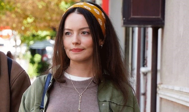 ‘Kod Adı Kırlangıç’ dizisinin ‘Sevgi’si Gizem Arıkan nişanlandı