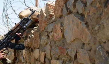 İran'ın güneydoğusunda çatışma: 1 subay öldü – Son Dakika Dünya Haberleri | Cumhuriyet