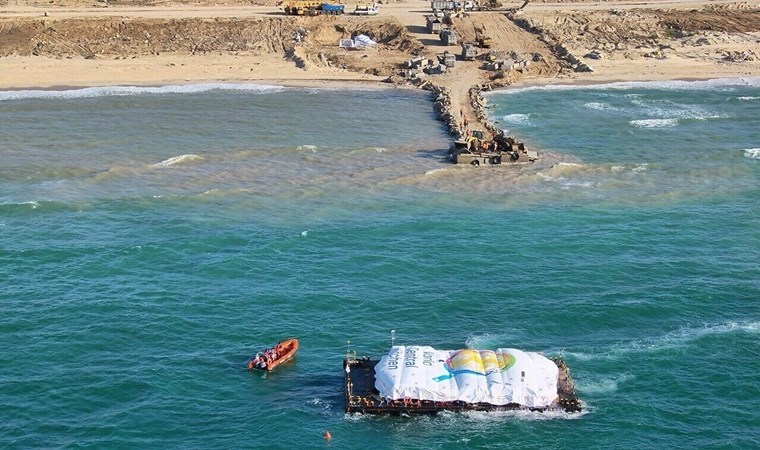 Gazze’ye denizden gıda yardımı
