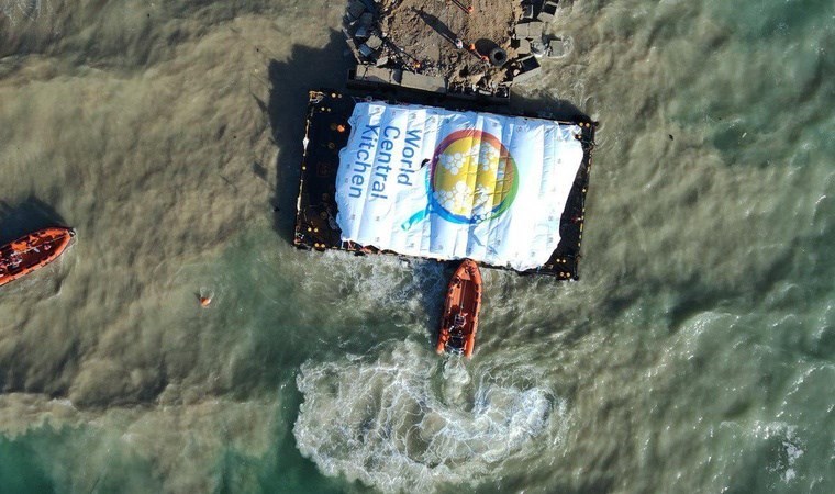 Gazze’ye deniz koridoru açıldı: İlk yardım gemisi kıyıya ulaştı!