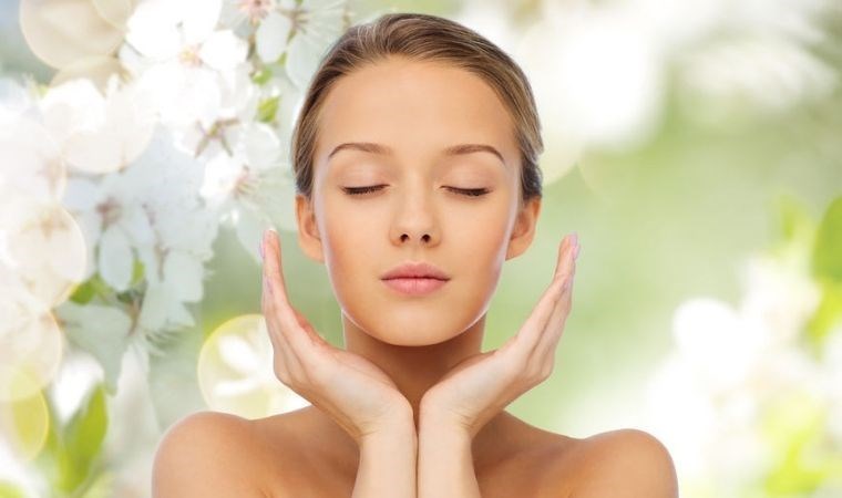 Mükemmel cilt ve saçların sırrı mutfağınızda saklı: Kolayca erişebileceğiniz bu  doğal ürünle güzelliğinize katkıda bulunun…