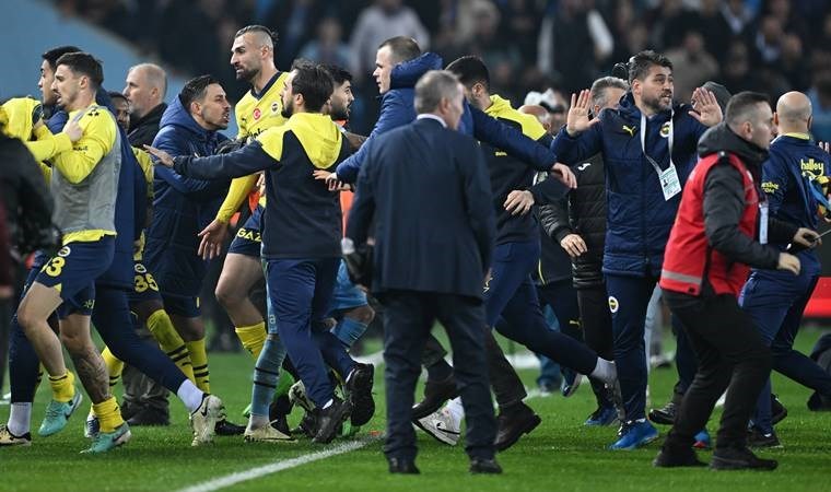 Mario Branco’dan Trabzonspor maçı açıklaması: ‘Oyuncularımızın hayatları tehlikedeydi’