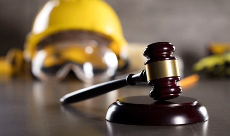 Depremde işe gidemediği için tazminatsız çıkarılmıştı… Mahkemeden karar çıktı