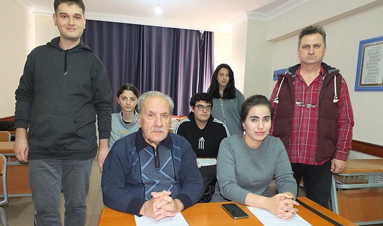 73 yaşında üniversite sınavına hazırlanan Yusuf Işıktaş’ın hedefi iktisat okumak