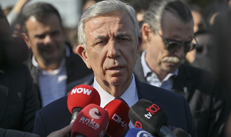 Mansur Yavaş’tan ‘gizemli afiş’ tepkisi: ‘Belli ki bir şeyler planlıyorlar…’